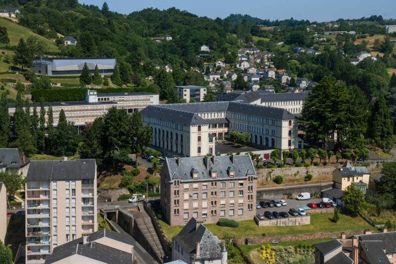 16 Lycée Edmond Perrier